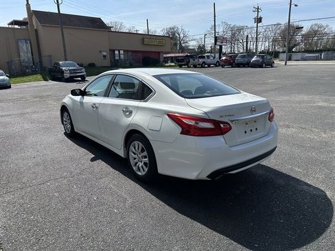 Used 2016 Nissan Altima 2.5 S w/ Power Driver Seat Package image 7