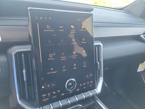 New 2026 GMC Acadia Denali Ultimate FWD image 17