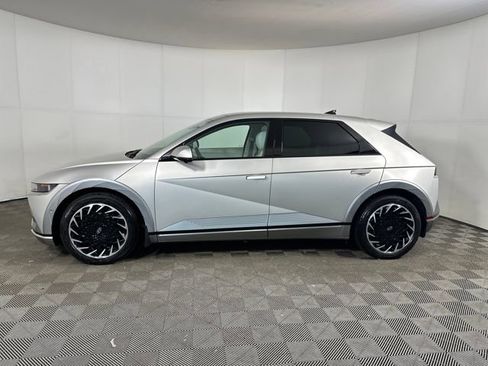 Used 2023 Hyundai Ioniq 5 Limited w/ Cargo Package image 6