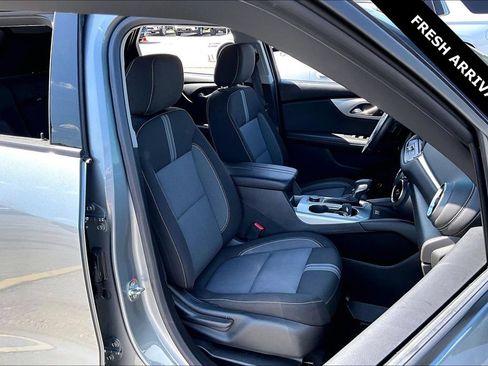 Used 2024 Chevrolet Blazer LT w/ Convenience Package FWD image 28