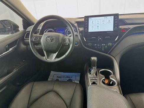 Used 2023 Toyota Camry XLE image 25