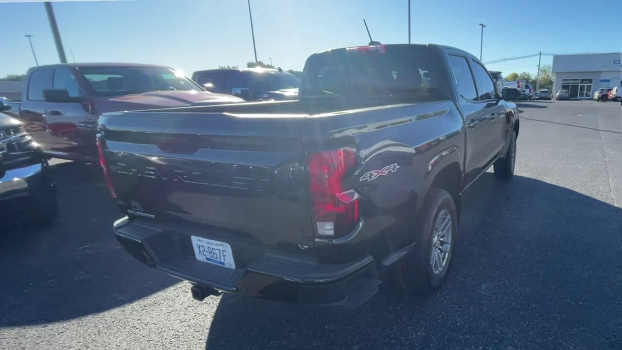Used 2023 Chevrolet Colorado LT w/ LT Convenience Package II AWD/4WD image 9