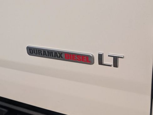 Used 2016 Chevrolet Colorado LT w/ LT Convenience Package AWD/4WD image 7