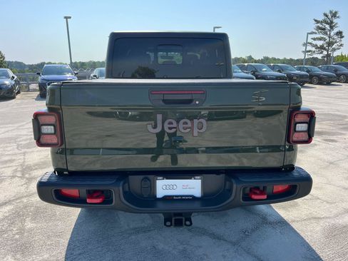 Used 2023 Jeep Gladiator Rubicon w/ LED Lighting Group AWD/4WD image 6