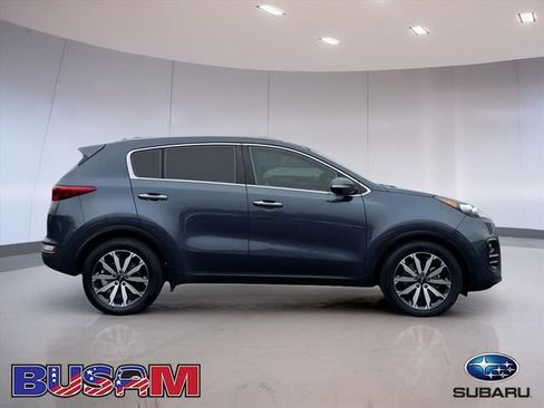 Used 2018 Kia Sportage EX image 3