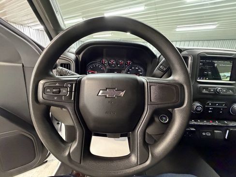 Used 2023 Chevrolet Silverado 1500 Custom Trail Boss w/ LPO, Dark Essentials Package AWD/4WD image 32
