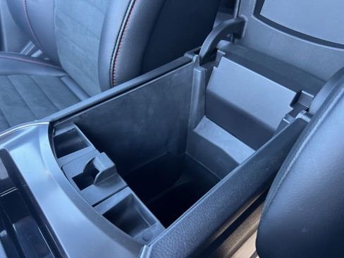 Certified 2024 Ford Edge ST-Line AWD/4WD image 16