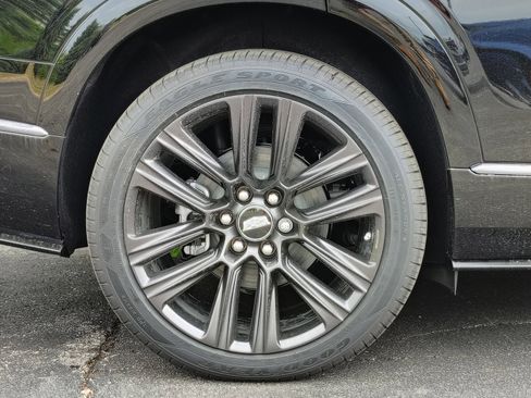 New 2026 Cadillac Vistiq Platinum w/ LPO, Floor Liner Package image 30