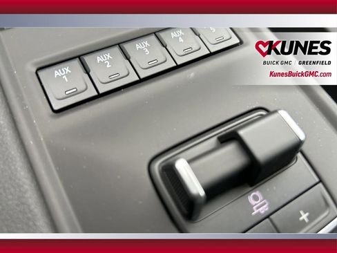 New 2026 GMC Sierra 2500 AT4 w/ AT4 Premium Plus Package image 32