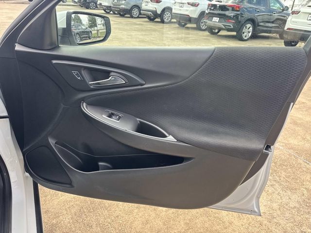 Used 2024 Chevrolet Malibu LT FWD image 17
