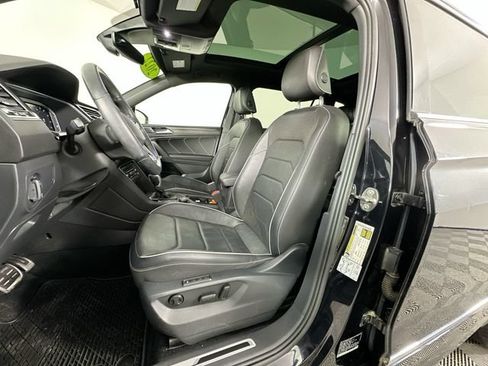 Used 2022 Volkswagen Tiguan SEL R-Line AWD/4WD image 4