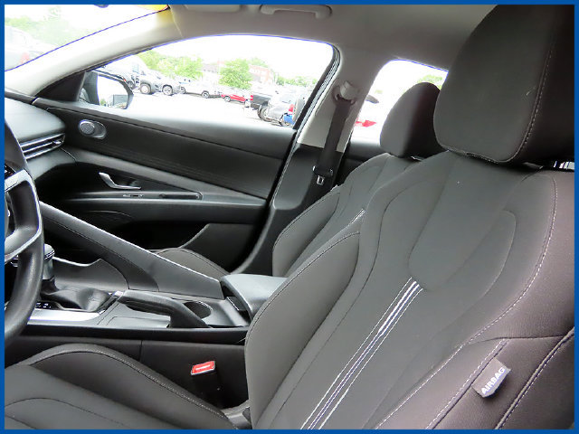 Used 2021 Hyundai Elantra SEL FWD image 13