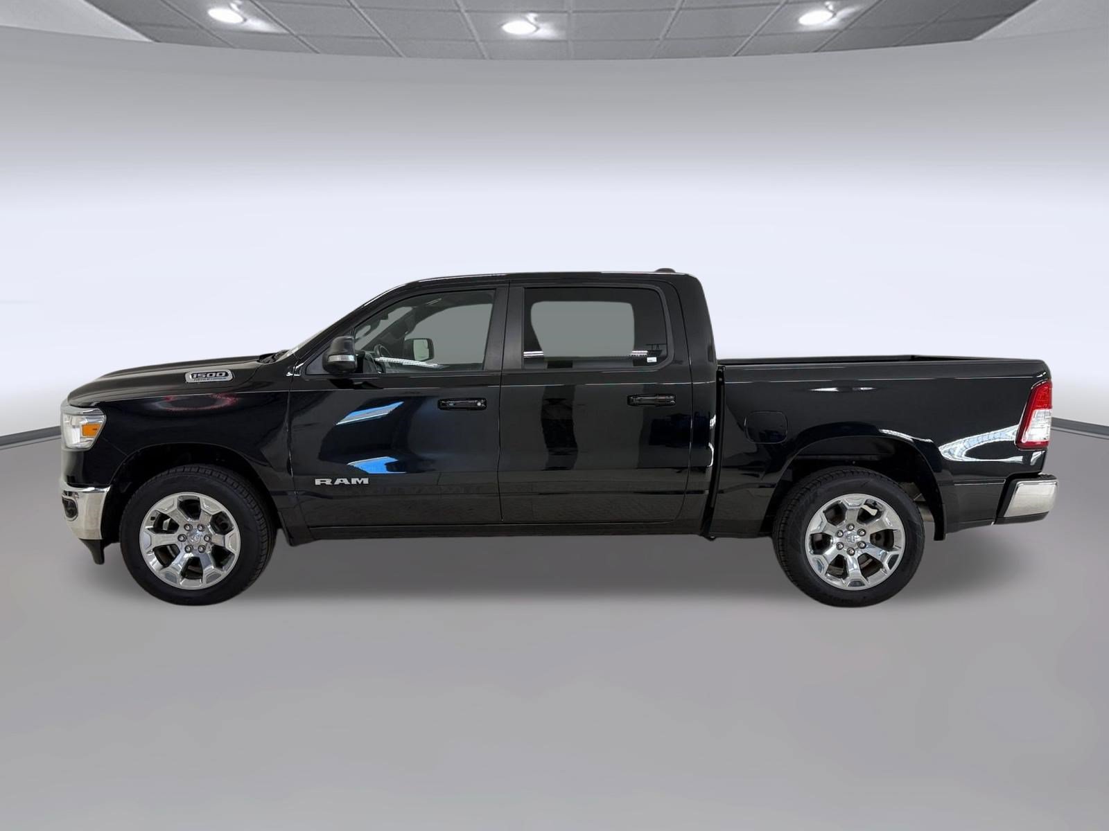 Used 2022 RAM 1500 Big Horn AWD/4WD image 2