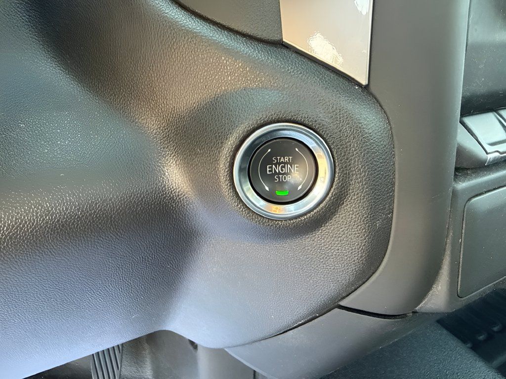 Used 2025 Chevrolet Silverado 1500 W/T RWD image 13