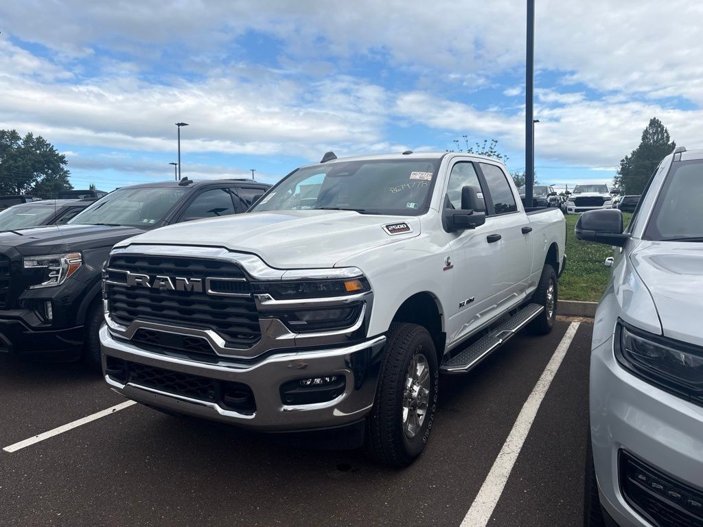 Used 2025 RAM 2500 Big Horn AWD/4WD image 4
