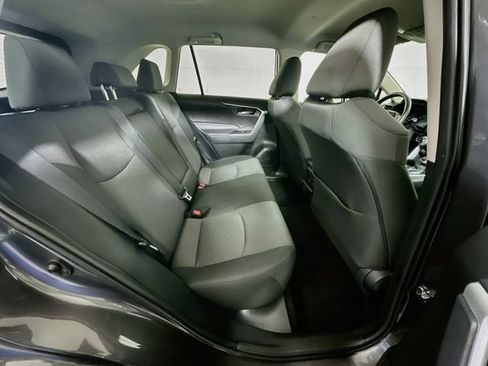 Certified 2025 Toyota RAV4 XLE FWD image 25