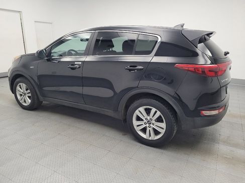 Used 2017 Kia Sportage LX image 3