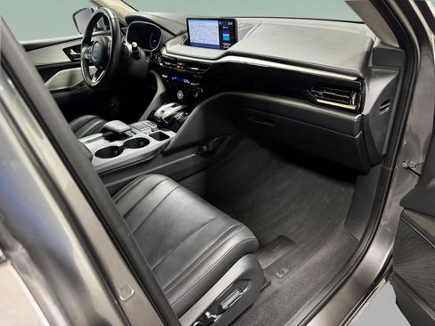 Certified 2024 Acura MDX FWD w/ Technology Package image 11