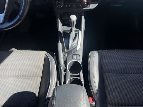 Used 2014 Toyota Corolla S image 16