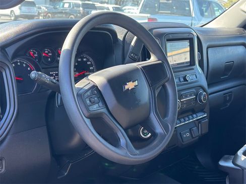 Certified 2023 Chevrolet Silverado 1500 Custom image 9