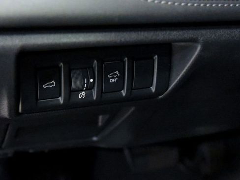 Used 2020 Subaru Outback Limited AWD/4WD image 17