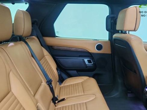 Used 2019 Land Rover Discovery HSE Luxury AWD/4WD image 26