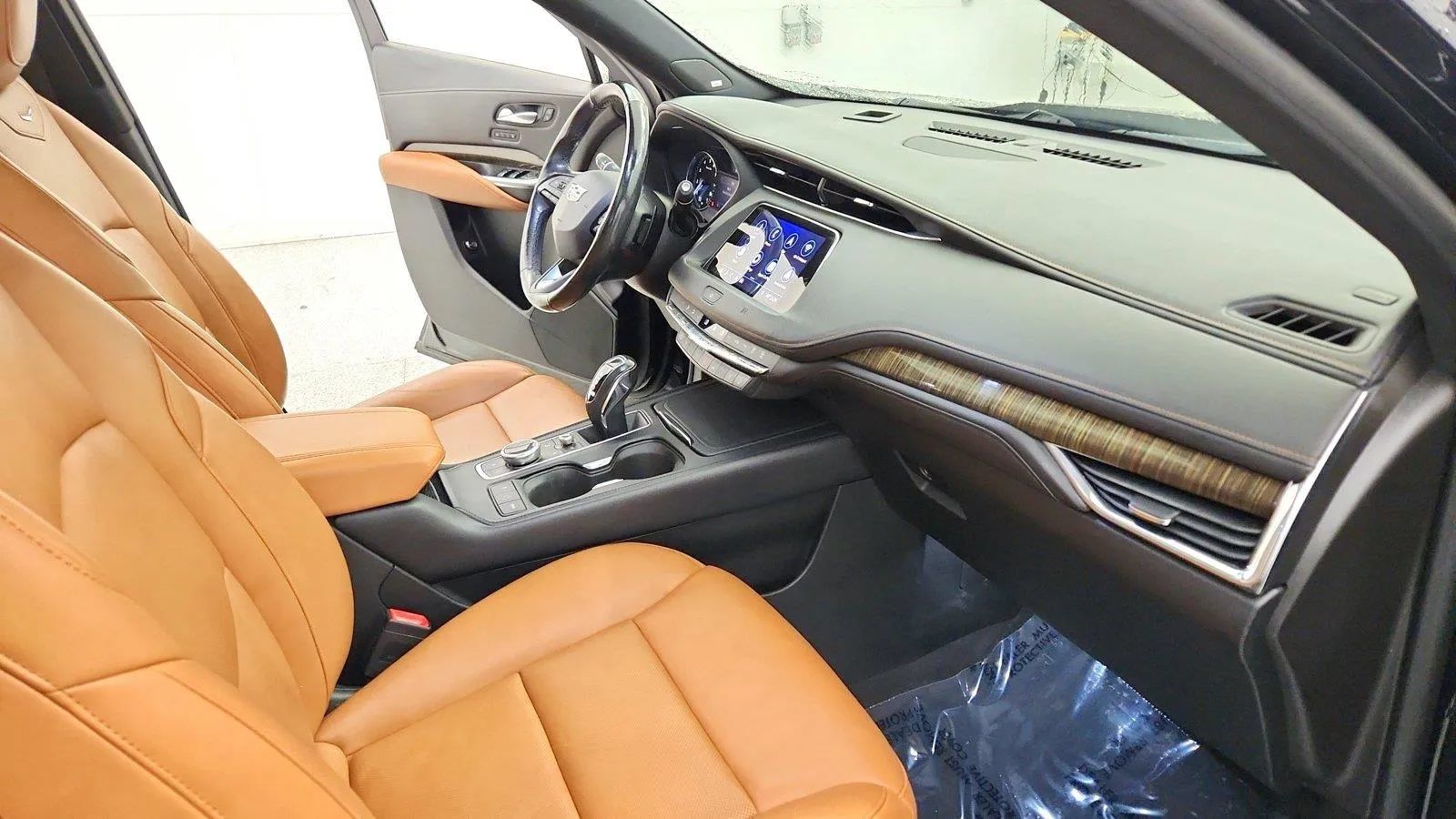 Used 2019 Cadillac XT4 Premium Luxury AWD/4WD image 31