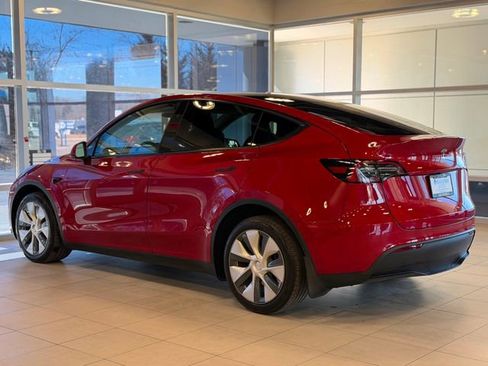 Used 2023 Tesla Model Y Long Range AWD/4WD image 14