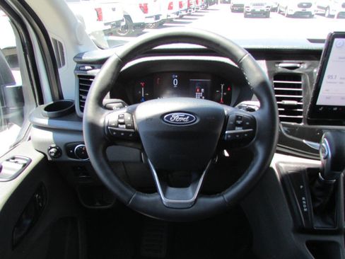 Used 2026 Ford Transit 350 XLT RWD image 20