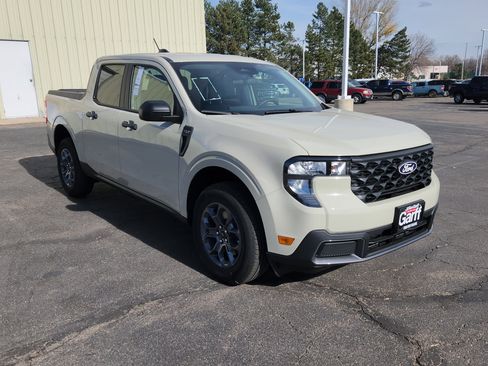 New 2025 Ford Maverick XLT w/ Equipment Group 301A image 14