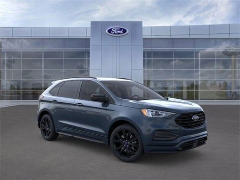 New 2024 Ford Edge SE w/ Black Appearance Package image 29