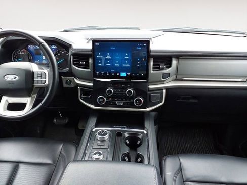 Used 2024 Ford Expedition Max XLT AWD/4WD image 11