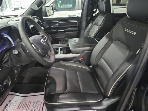 Used 2025 RAM 1500 Laramie w/ Night Edition AWD/4WD image 15
