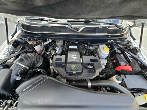 Used 2022 RAM 3500 Big Horn w/ Level B Equipment Group image 15