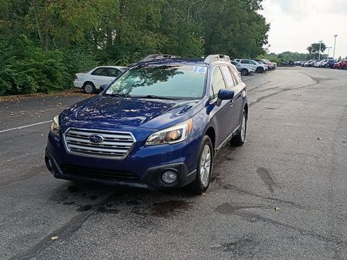 Used 2016 Subaru Outback 2.5i Premium AWD/4WD image 7