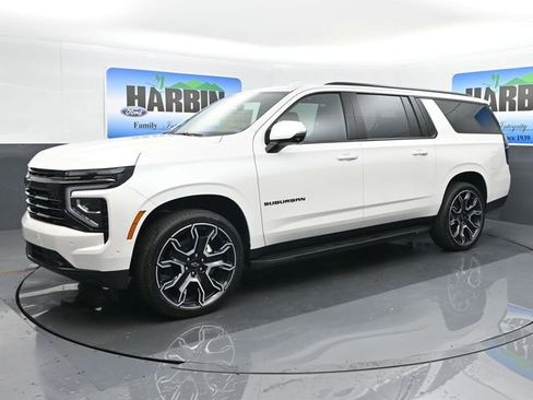 New 2025 Chevrolet Suburban RST w/ RST Capability Package image 1