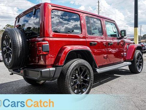 Used 2021 Jeep Wrangler Unlimited Sahara w/ Dual Top Group AWD/4WD image 15