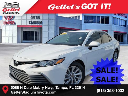 Used 2023 Toyota Camry LE image 1