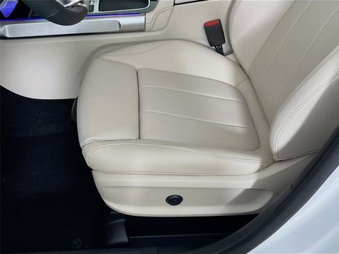 Used 2025 Mercedes-Benz GLB 250 GLB 250 image 18