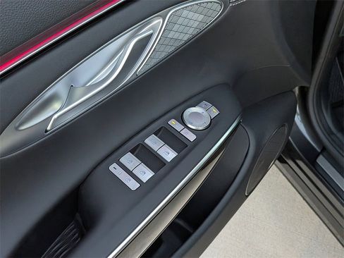 New 2026 Genesis GV70 2.5T image 11