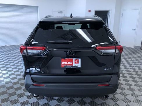New 2025 Toyota RAV4 XLE image 13