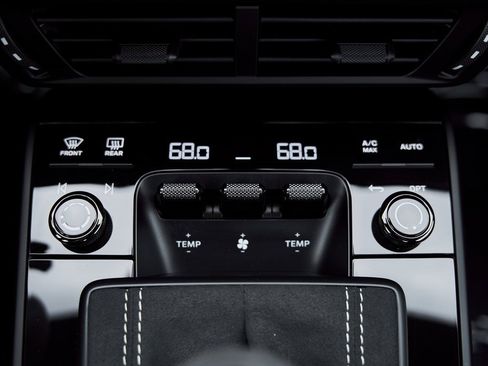 Used 2025 Porsche 911 GT3 w/ Chrono Package image 61