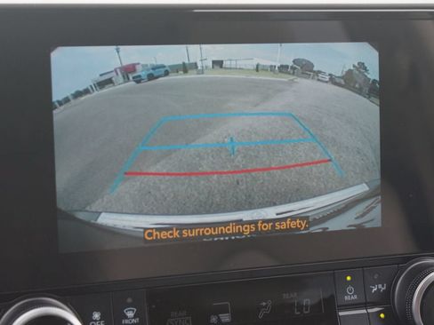 Certified 2026 Toyota Highlander XLE AWD/4WD image 7