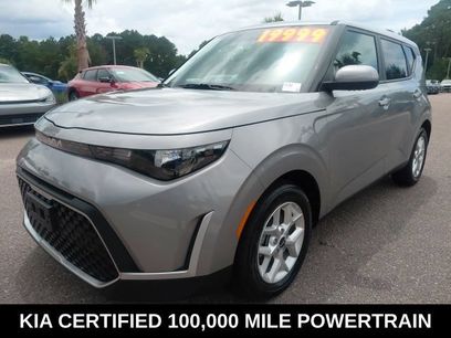 Certified 2025 Kia Soul LX w/ LX Technology Package