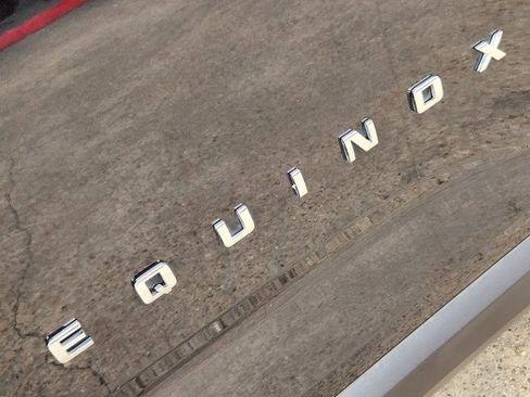 Used 2025 Chevrolet Equinox LT w/ Convenience Package II image 11