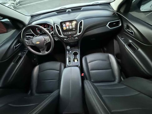 Used 2018 Chevrolet Equinox Premier FWD image 10