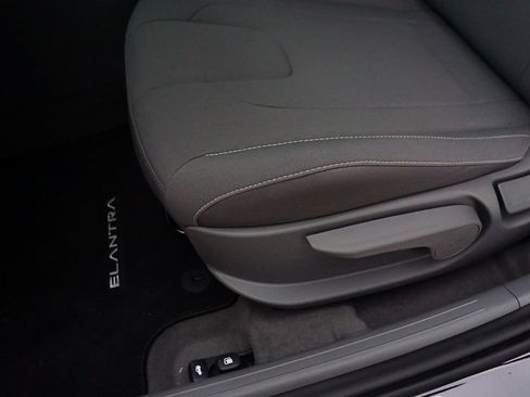 New 2026 Hyundai Elantra Sport FWD image 17