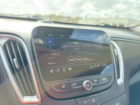 Used 2025 Chevrolet Malibu RS image 12