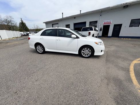 Used 2009 Toyota Corolla S image 7