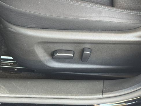 Used 2025 Nissan Altima 2.5 SV FWD image 22